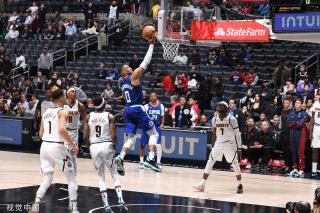 两支球队之 两支球队之