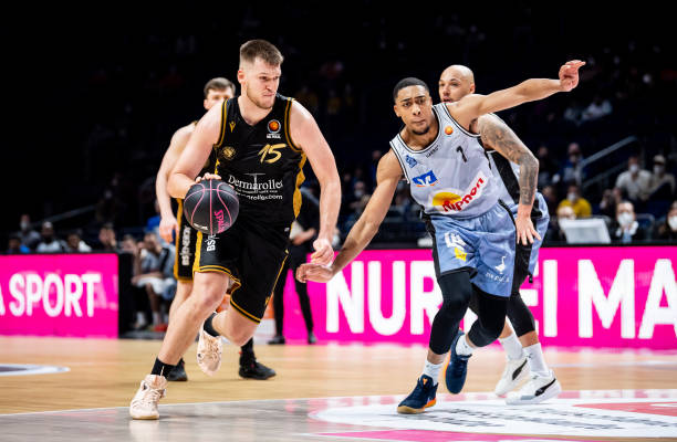 两代射手的 两代射手的