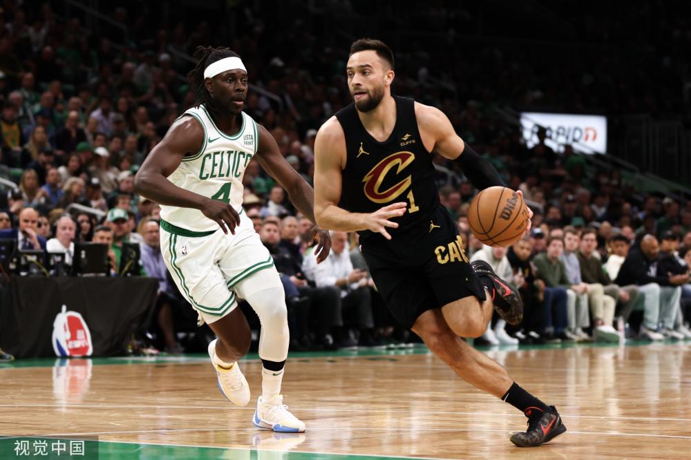 虽然教练依 虽然教练依