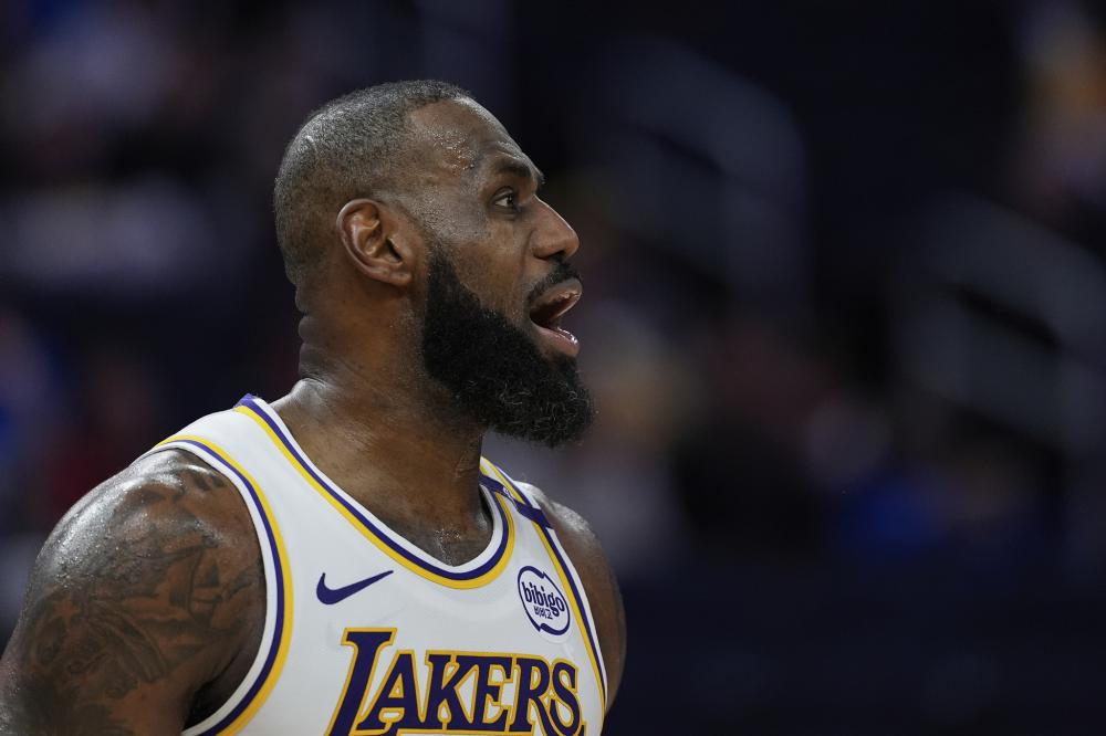 中场卡多索 中场卡多索